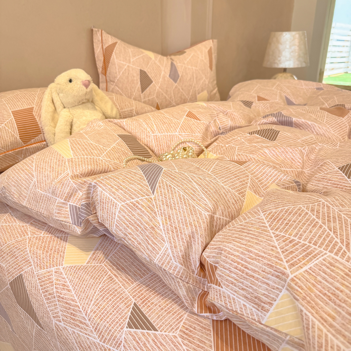 91家纺网 家纺一手货源 找家纺 壹贝家纺 2026新款全棉磨毛四件套系列 记忆碎片-咖