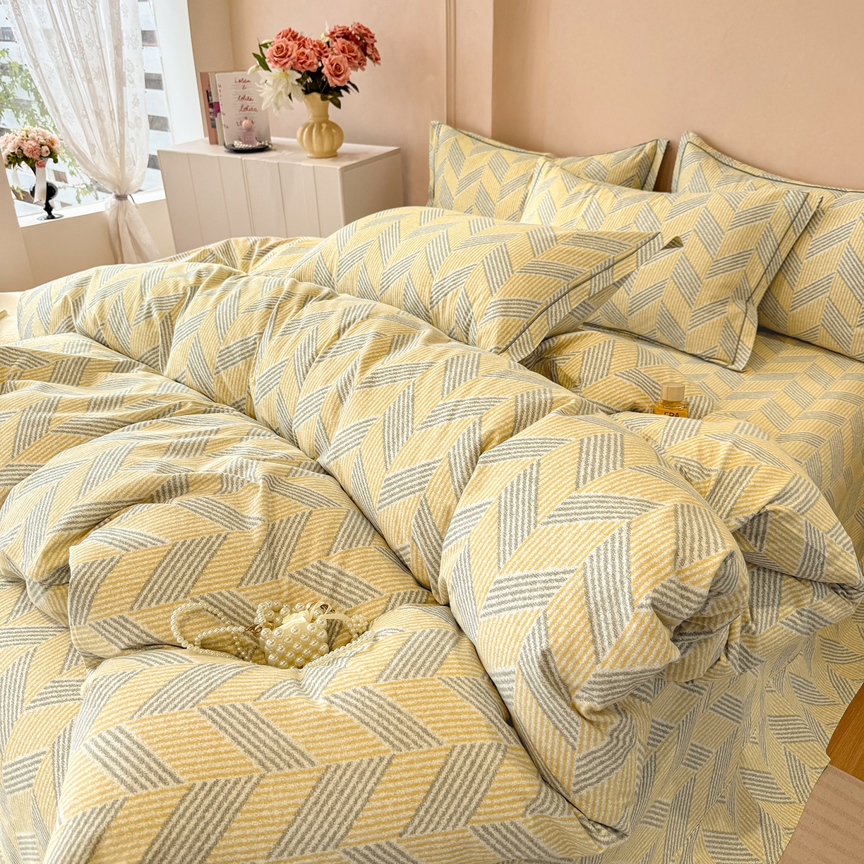 91家纺网 家纺一手货源 找家纺 壹贝家纺 2026新款全棉磨毛四件套系列 施华洛-灰