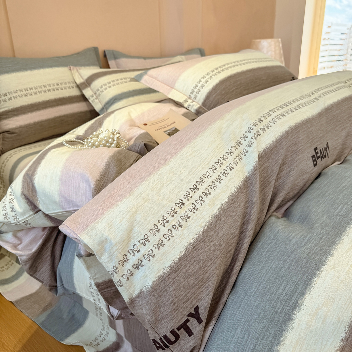 91家纺网 家纺一手货源 找家纺 壹贝家纺 2026新款全棉磨毛四件套系列 信条主义-咖