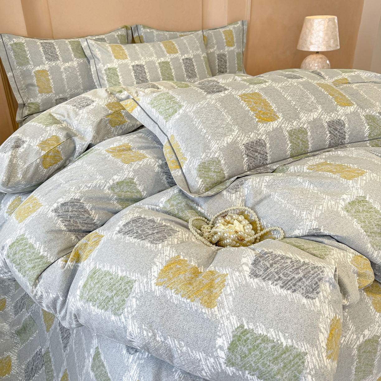 91家纺网 家纺一手货源 找家纺 壹贝家纺 2026新款全棉磨毛四件套系列 月光宝盒