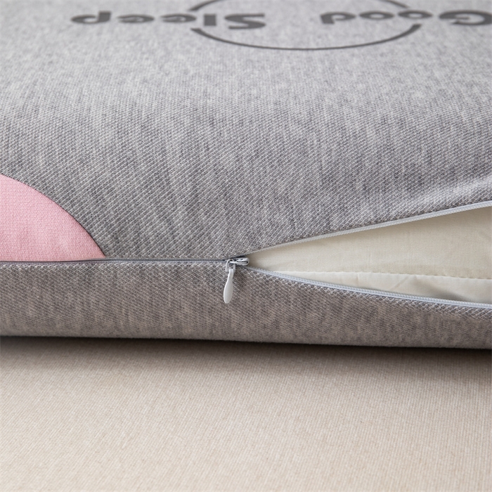 91家纺网 家纺一手货源 找家纺 一粒麦子乳胶馆 2026年新款枕头枕芯生物基面包枕高低枕生物机新款枕头枕芯 面包枕-灰粉