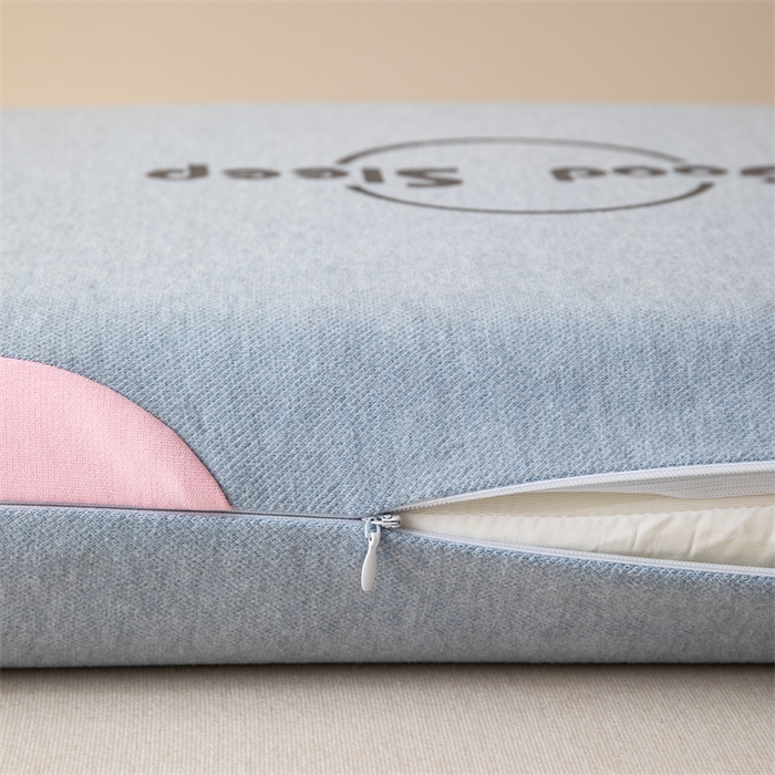 91家纺网 家纺一手货源 找家纺 一粒麦子乳胶馆 2026年新款枕头枕芯生物基面包枕高低枕生物机新款枕头枕芯 面包枕-蓝粉