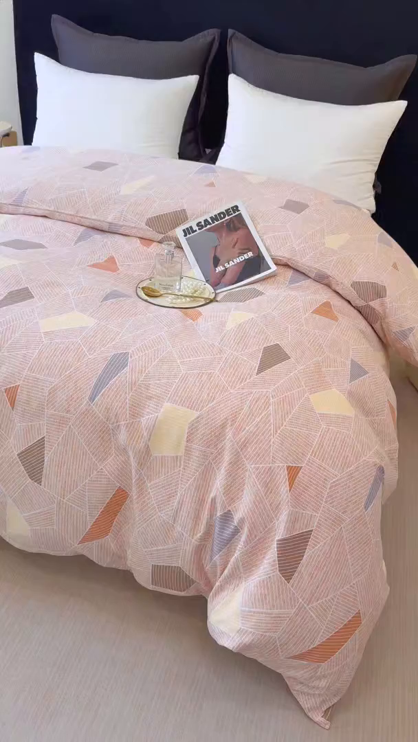 91家纺网 家纺一手货源 找家纺 壹贝家纺 2026新款全棉磨毛单品被套系列 记忆碎片-咖