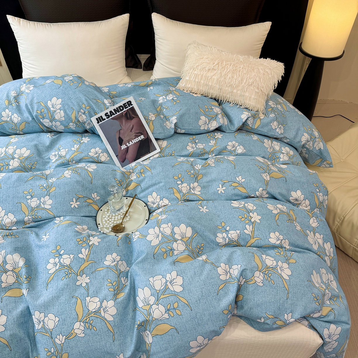 91家纺网 家纺一手货源 找家纺 壹贝家纺 2026新款全棉磨毛单品被套系列 蓝莲花