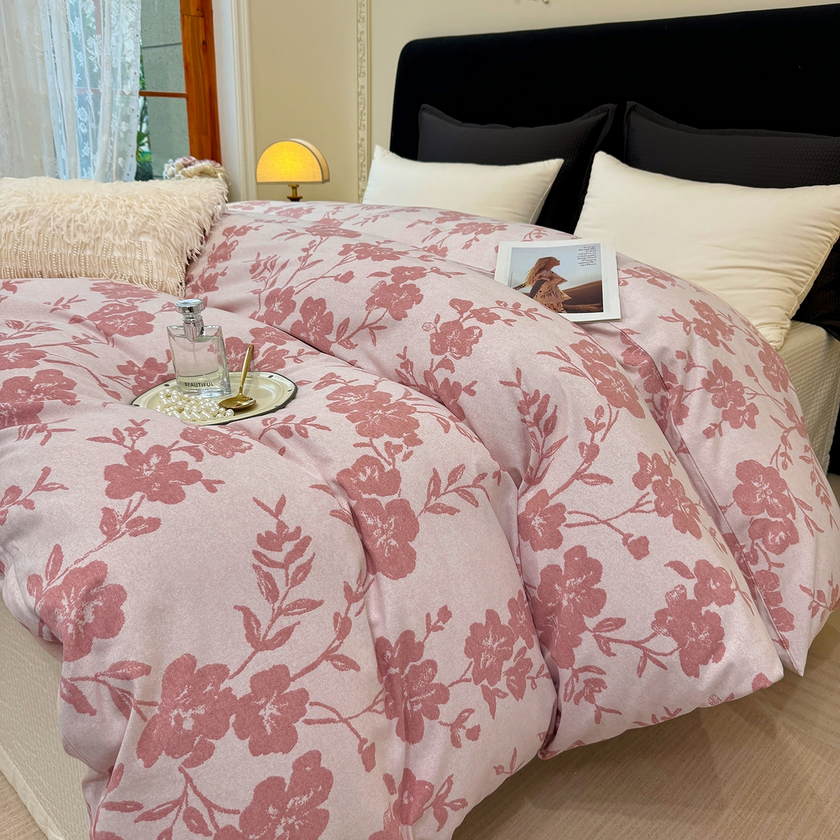 91家纺网 家纺一手货源 找家纺 壹贝家纺 2026新款全棉磨毛单品被套系列 梅花印-粉