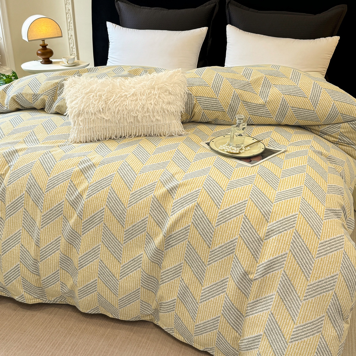 91家纺网 家纺一手货源 找家纺 壹贝家纺 2026新款全棉磨毛单品被套系列 施华洛-灰