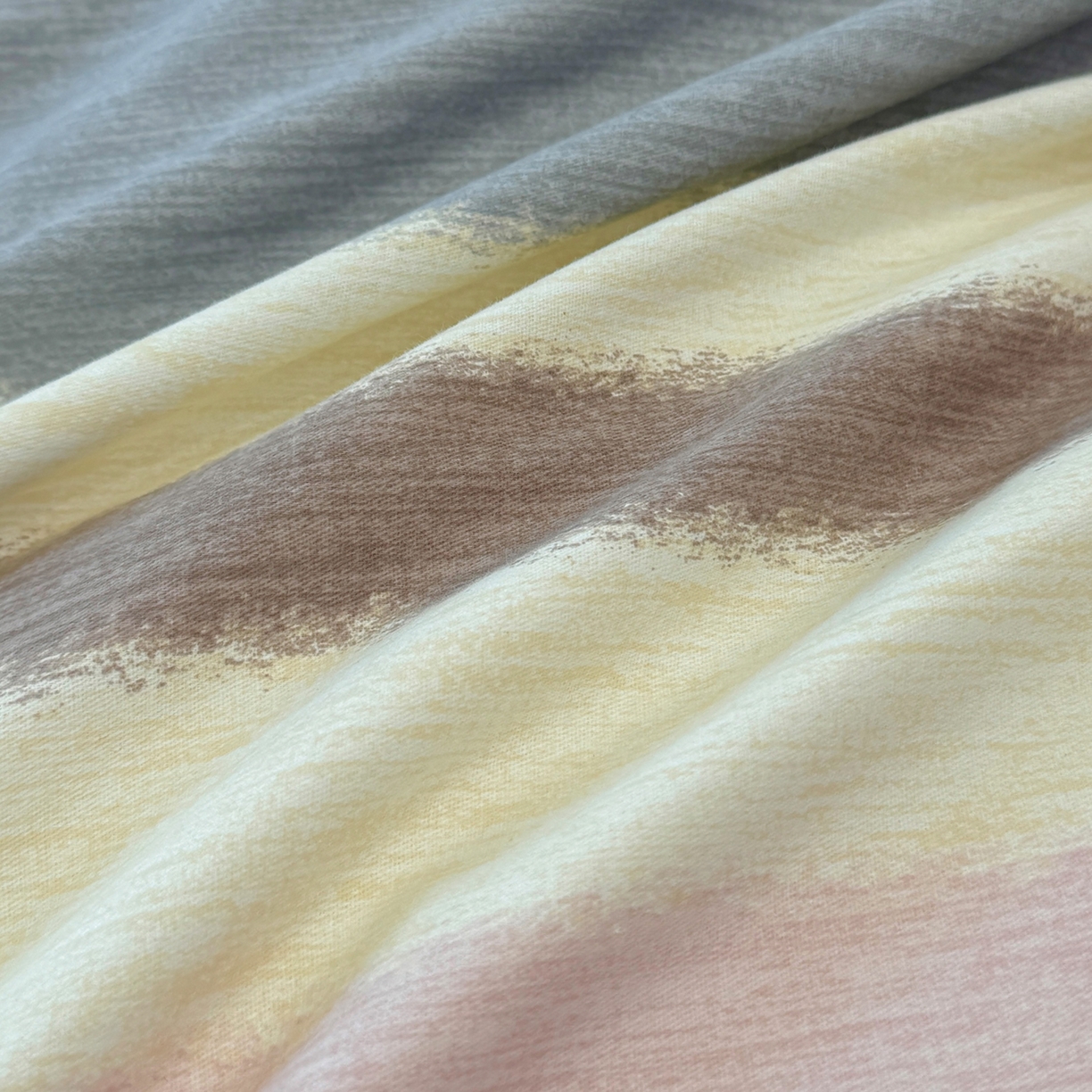 91家纺网 家纺一手货源 找家纺 壹贝家纺 2026新款全棉磨毛单品被套系列 信条主义-咖