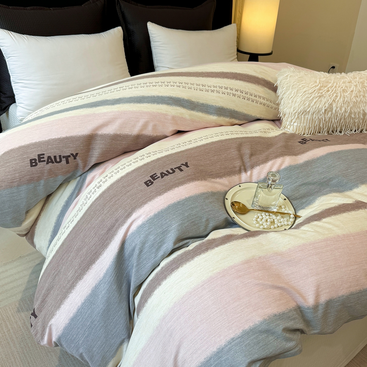 91家纺网 家纺一手货源 找家纺 壹贝家纺 2026新款全棉磨毛单品被套系列 信条主义-咖