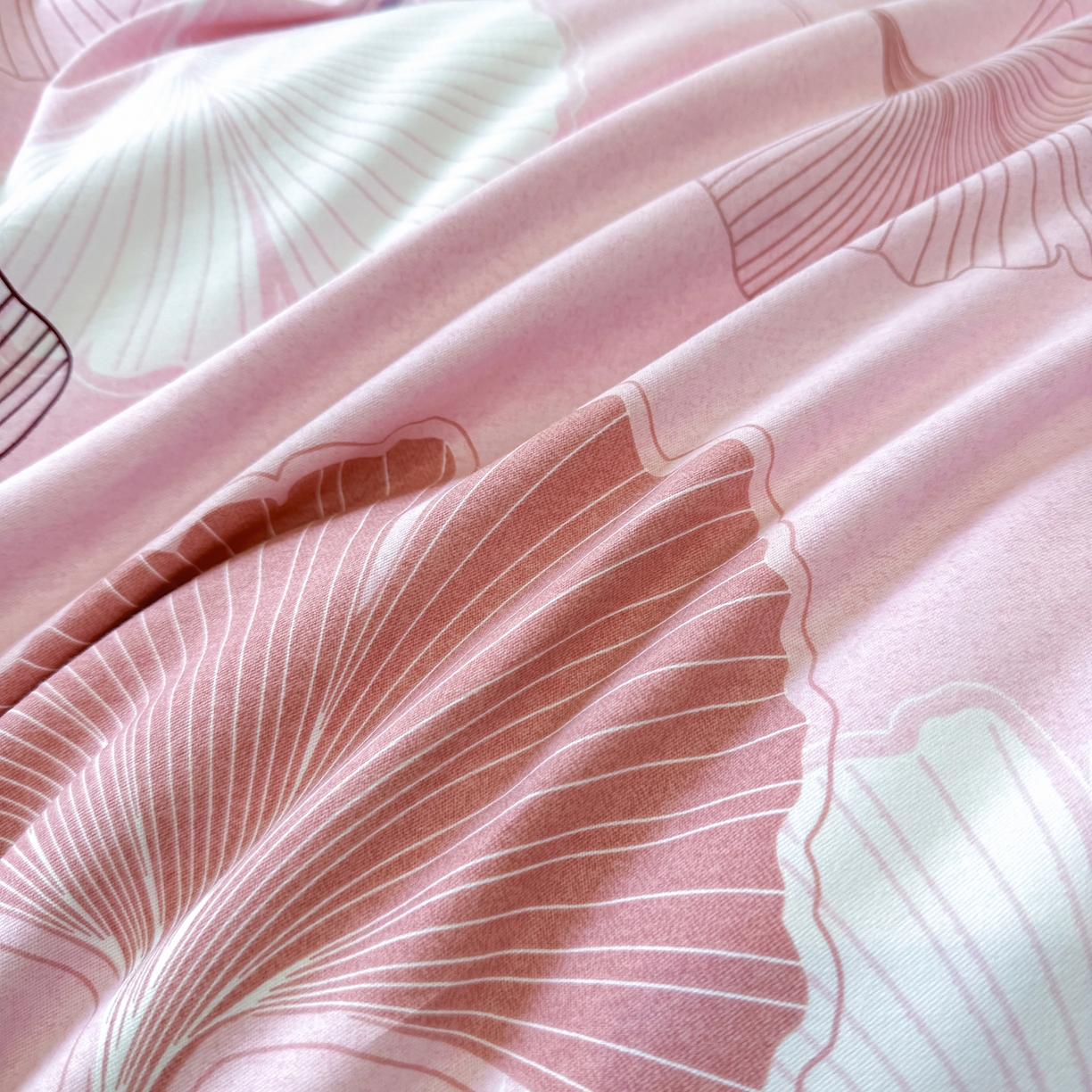 91家纺网 家纺一手货源 找家纺 壹贝家纺 2026新款全棉磨毛单品被套系列 一叶知秋