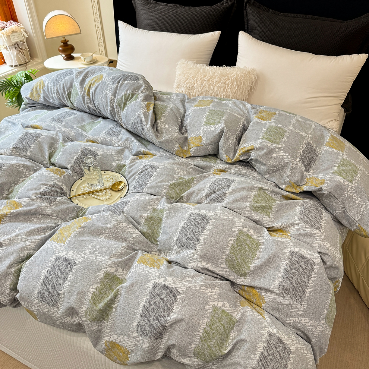 91家纺网 家纺一手货源 找家纺 壹贝家纺 2026新款全棉磨毛单品被套系列 月光宝盒