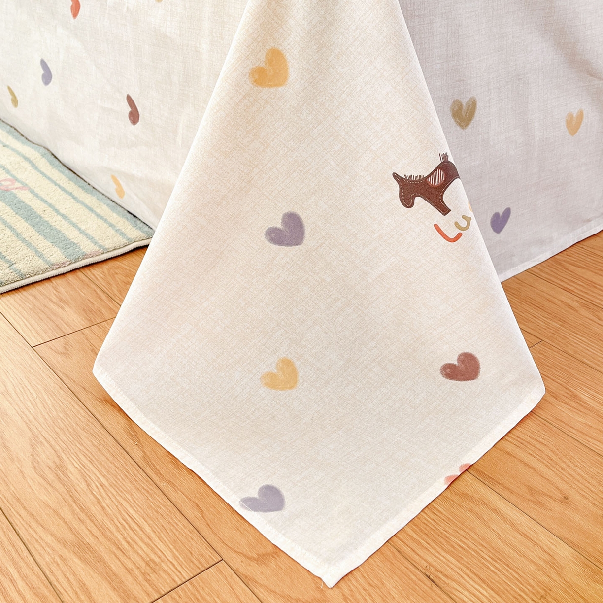 91家纺网 家纺一手货源 找家纺 铭成家纺 2026新款全棉印花小清新四件套（提供买家秀） 欢乐聚会