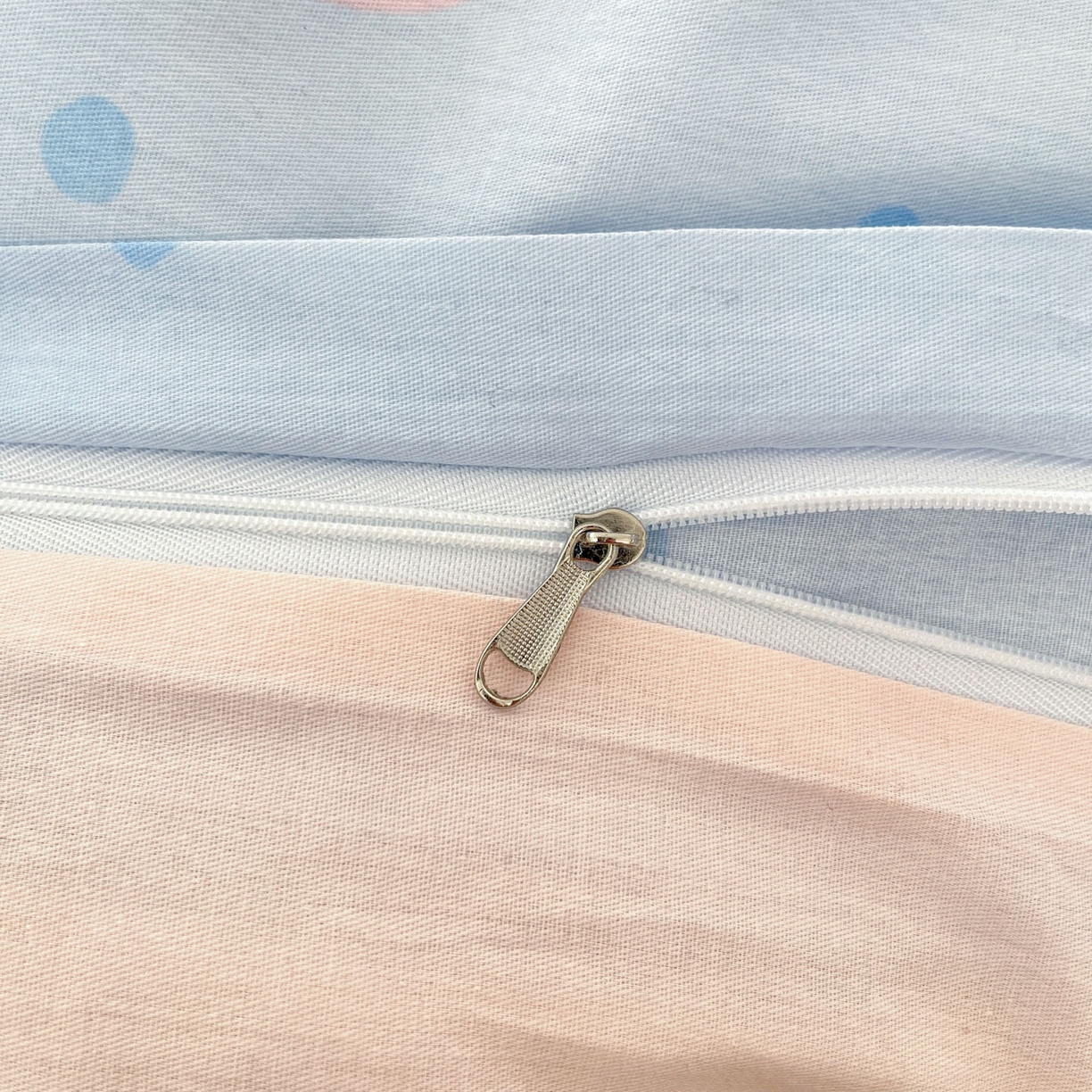 91家纺网 家纺一手货源 找家纺 铭成家纺 2026新款全棉印花小清新单被套（提供买家秀） 纳瑞小狗