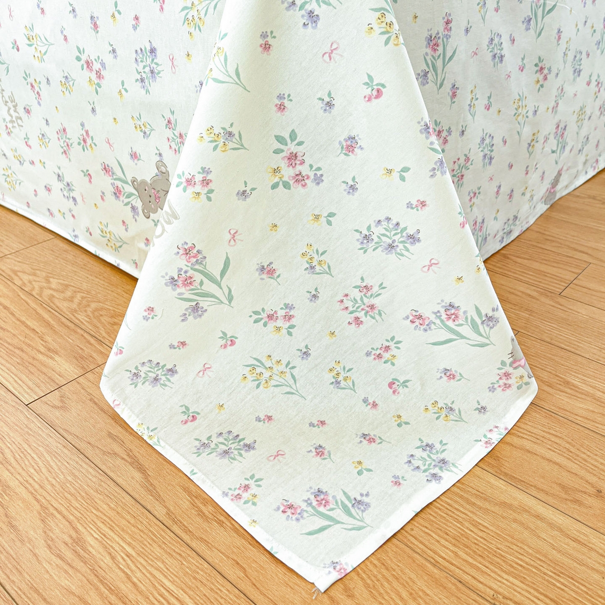 91家纺网 家纺一手货源 找家纺 铭成家纺 2026新款全棉印花小清新单床单（提供买家秀） 花园宝贝