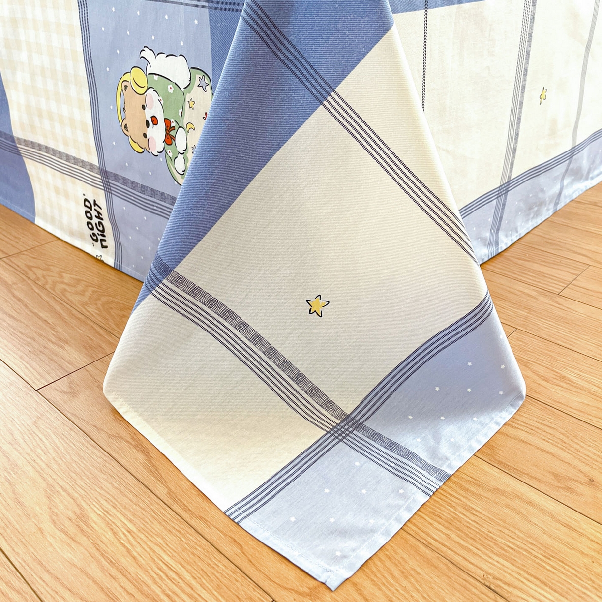 91家纺网 家纺一手货源 找家纺 铭成家纺 2026新款全棉印花小清新单床单（提供买家秀） 摇滚小狗