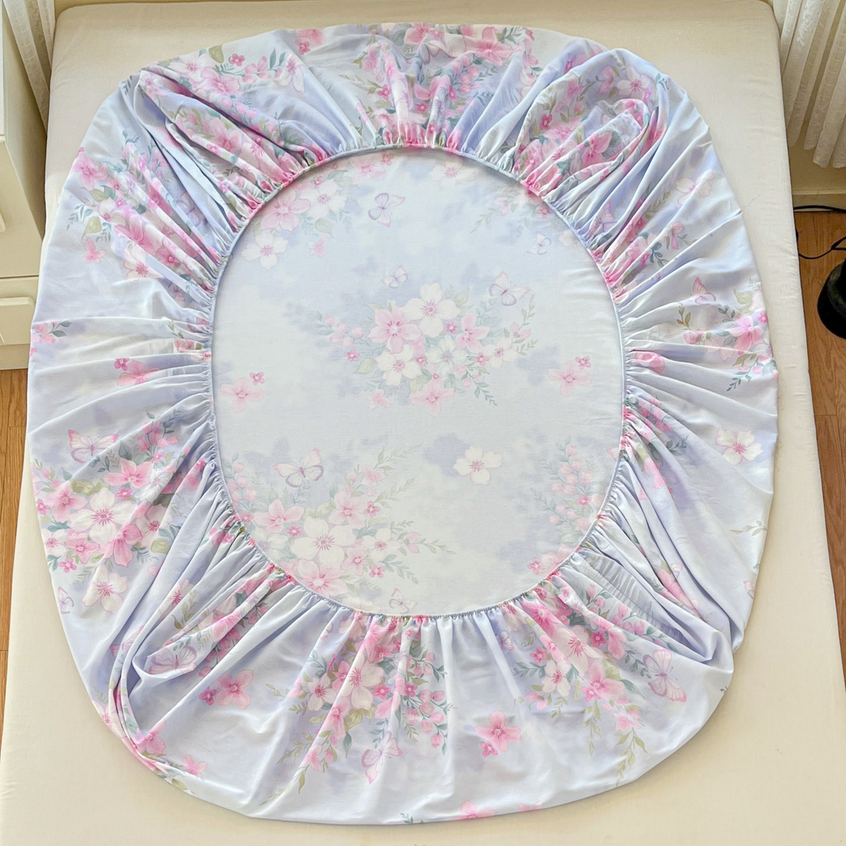 91家纺网 家纺一手货源 找家纺 铭成家纺 2026新款全棉印花小清新单床笠（提供买家秀） 恋蝶花香