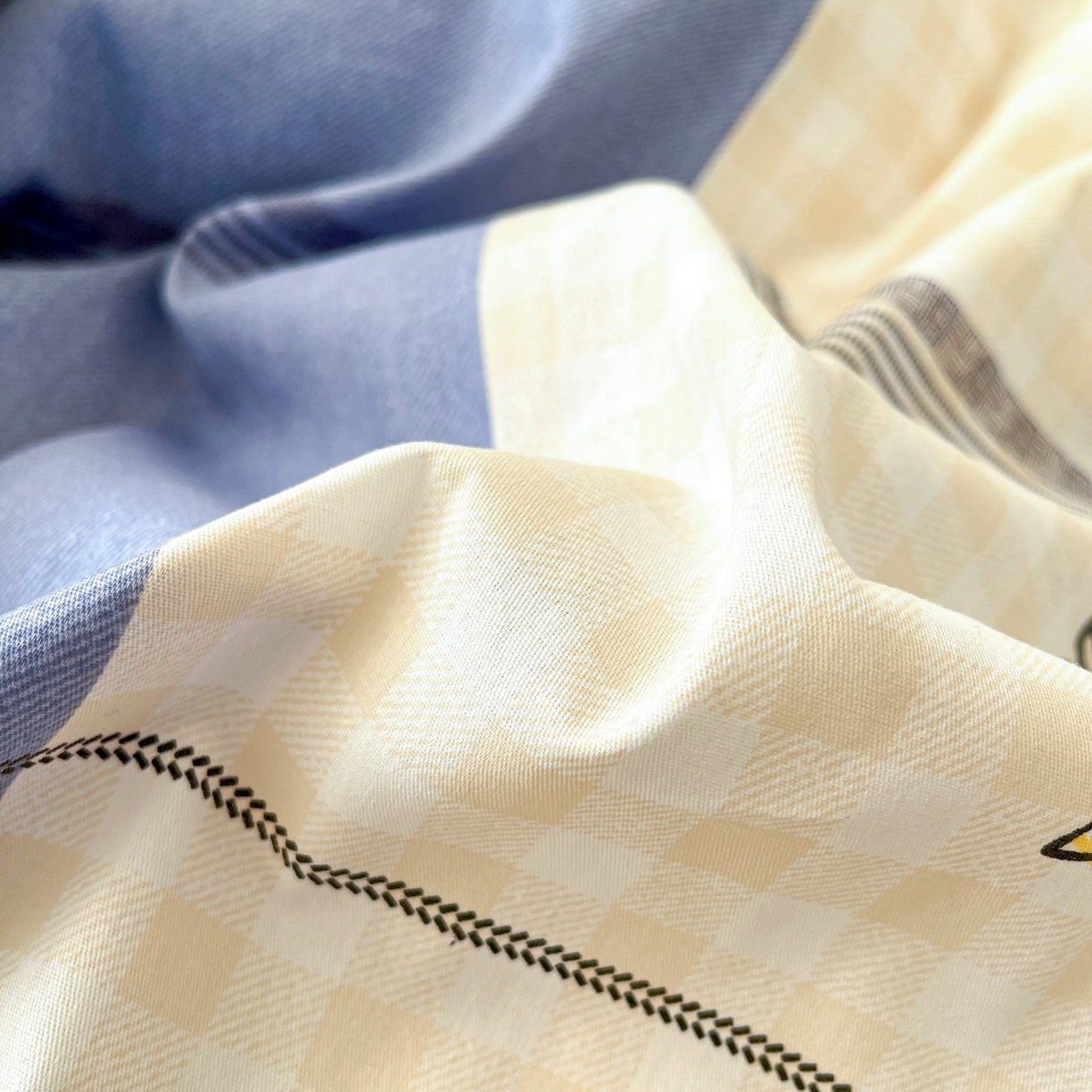 91家纺网 家纺一手货源 找家纺 铭成家纺 2026新款全棉印花小清新单床笠（提供买家秀） 摇滚小狗