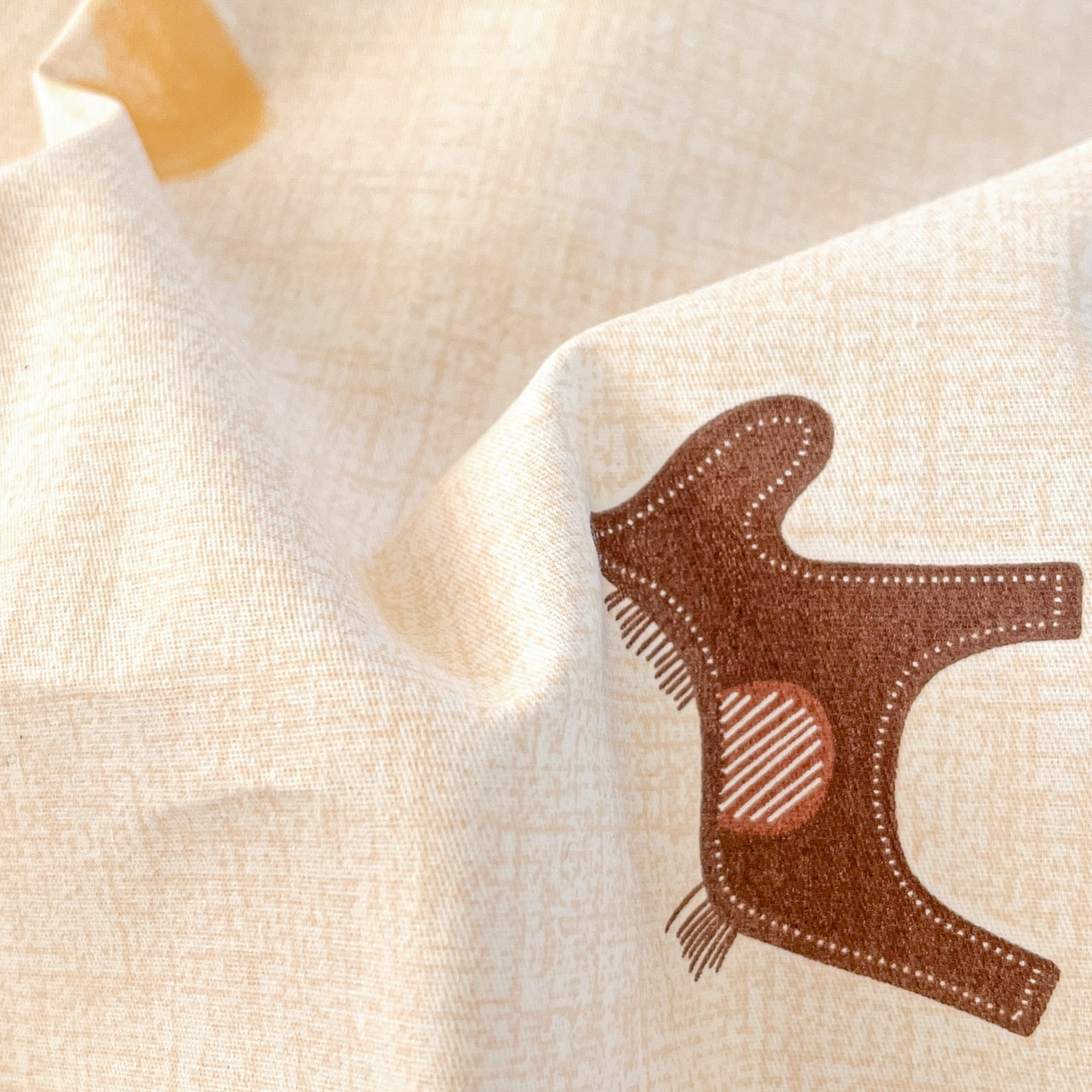 91家纺网 家纺一手货源 找家纺 铭成家纺 2026新款全棉印花小清新单枕套（提供买家秀） 欢乐聚会