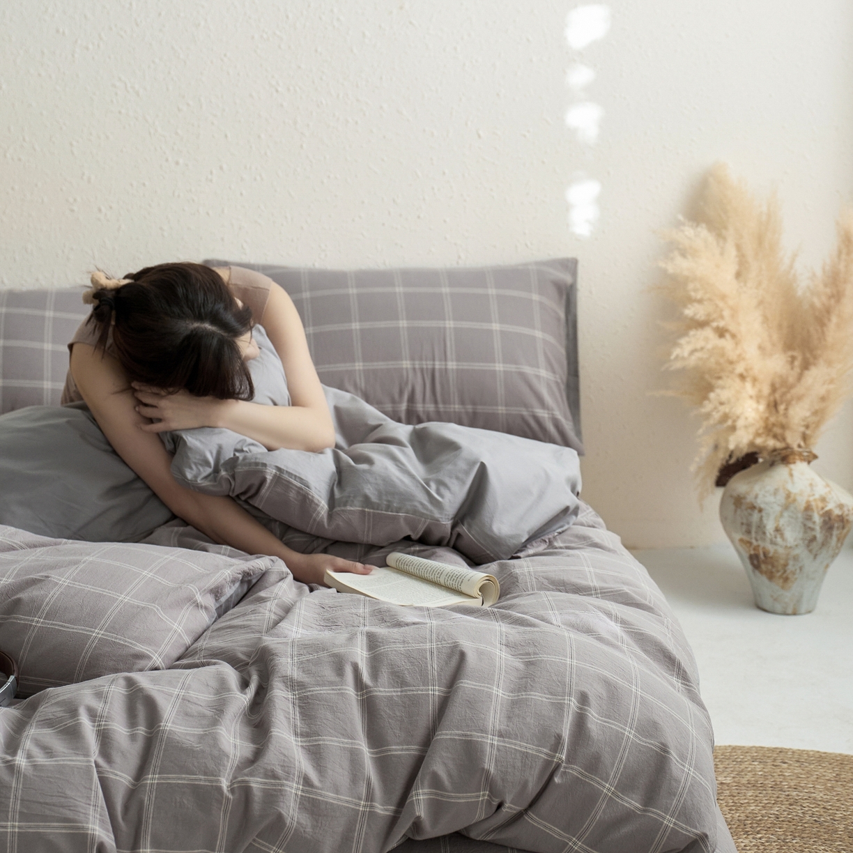 91家纺网 家纺一手货源 找家纺 启程家纺 2026春夏新款全棉纯棉色织水洗棉四件套 大布丁-灰