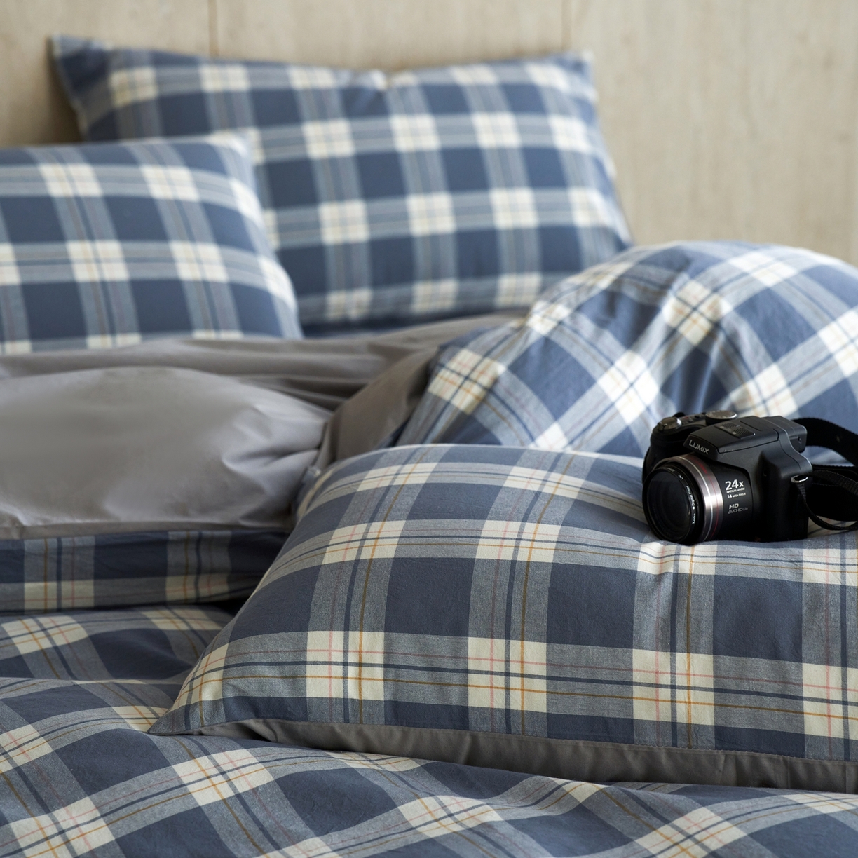 91家纺网 家纺一手货源 找家纺 启程家纺 2026春夏新款全棉纯棉色织水洗棉四件套 缤纷格-灰