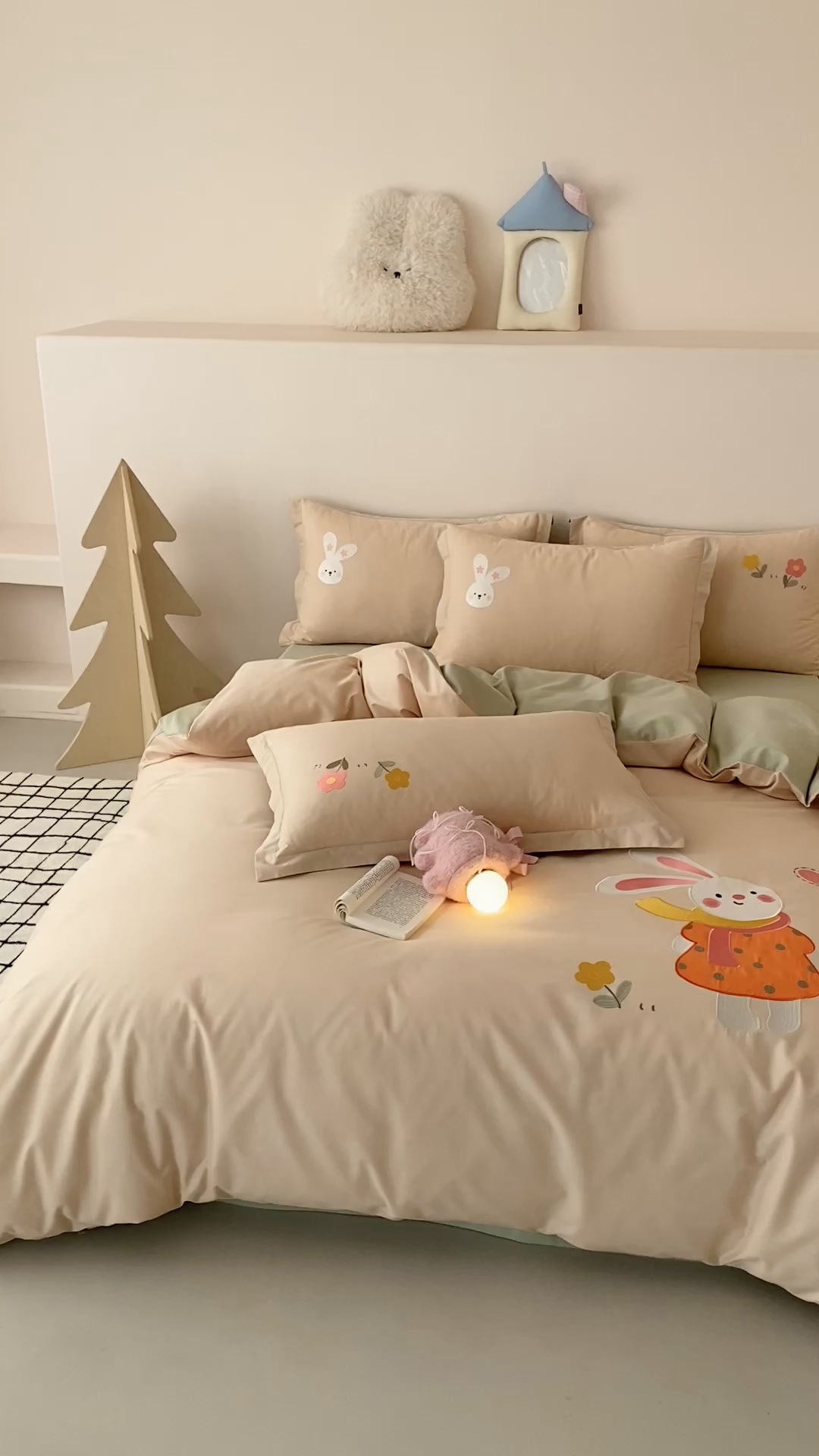 91家纺网 家纺一手货源 找家纺 润肤居 2026春夏新款全棉纯棉13372贴布绣四件套 可爱兔兔-淡粉