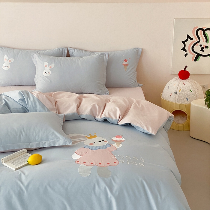 润肤居 2026春夏新款全棉纯棉13372贴布绣四件套 小兔蛋糕-天蓝