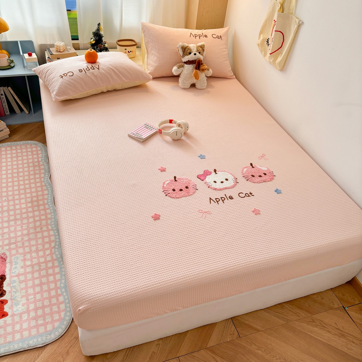 91家纺网 家纺一手货源 找家纺 雅居纺家纺 2026新款全棉华夫格毛巾绣单品系列 粉色苹果猫