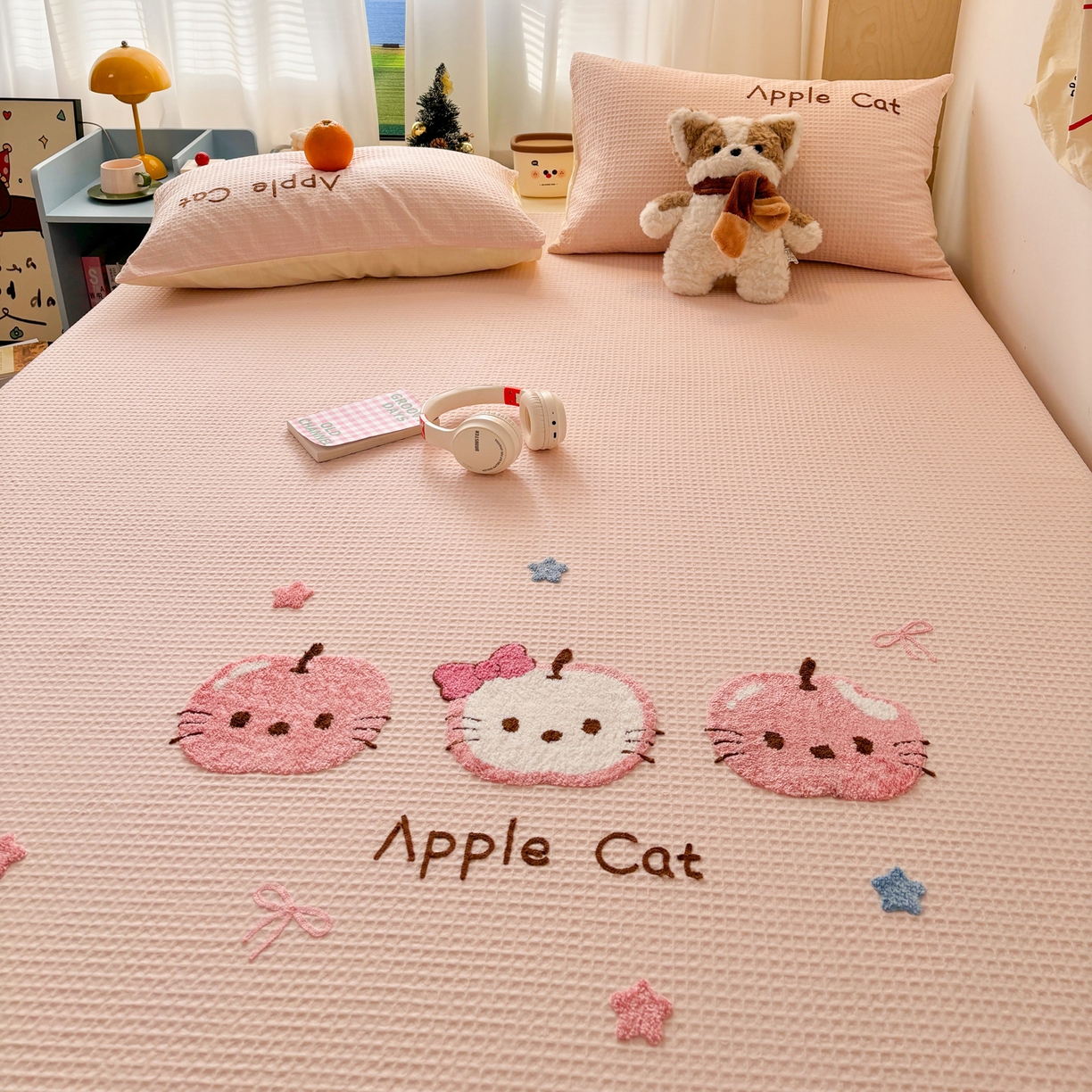 91家纺网 家纺一手货源 找家纺 雅居纺家纺 2026新款全棉华夫格毛巾绣单品系列 粉色苹果猫