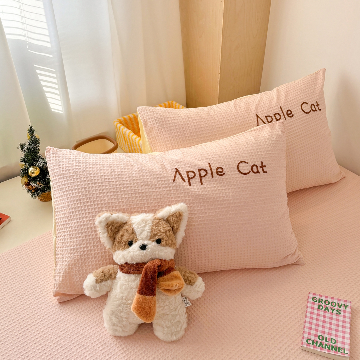 91家纺网 家纺一手货源 找家纺 雅居纺家纺 2026新款全棉华夫格毛巾绣单品系列 粉色苹果猫