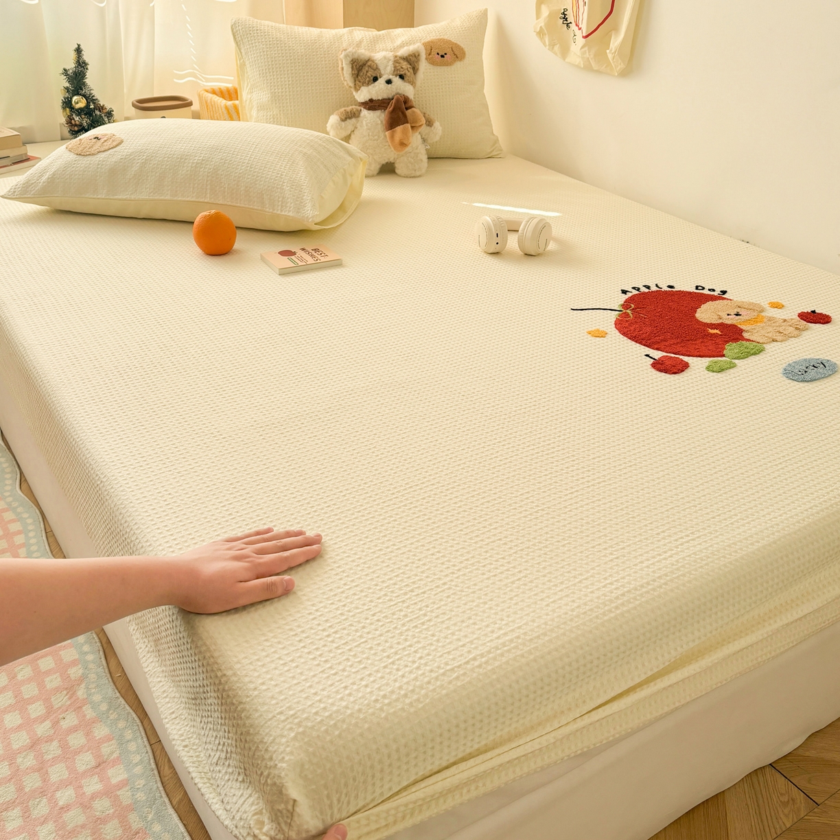 91家纺网 家纺一手货源 找家纺 雅居纺家纺 2026新款全棉华夫格毛巾绣单品系列 米黄苹安狗