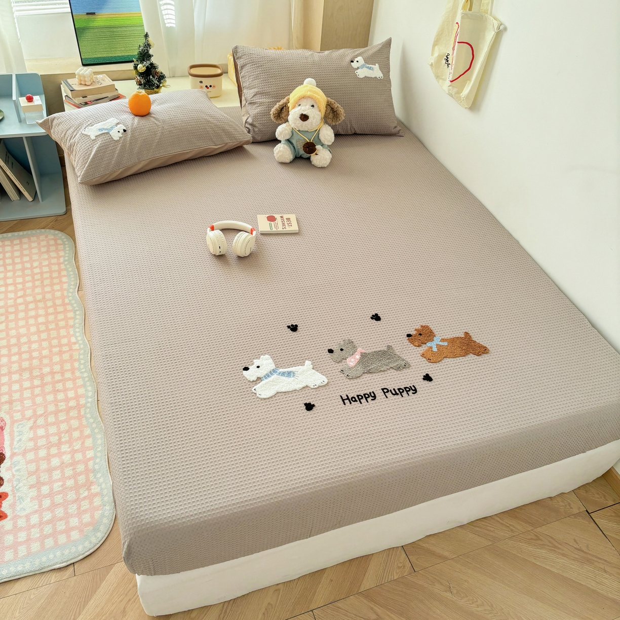 91家纺网 家纺一手货源 找家纺 雅居纺家纺 2026新款全棉华夫格毛巾绣单品系列 浅灰围脖小狗