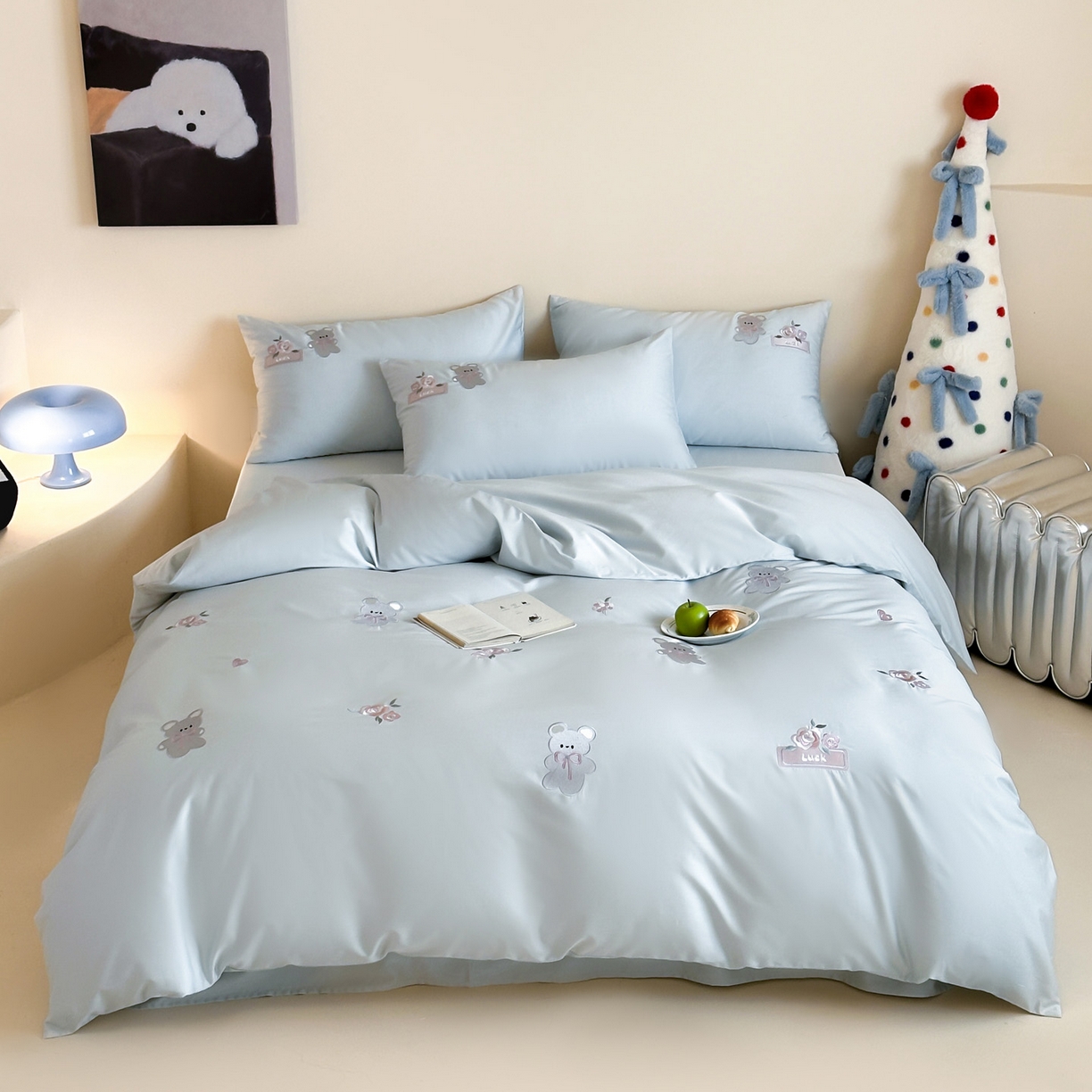 91家纺网 家纺一手货源 找家纺 爱缦 2026新款100s全棉四件套-熊小花系列 蓝色