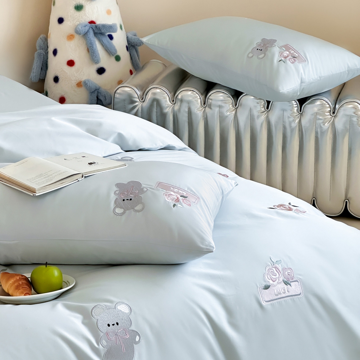 91家纺网 家纺一手货源 找家纺 爱缦 2026新款100s全棉四件套-熊小花系列 蓝色