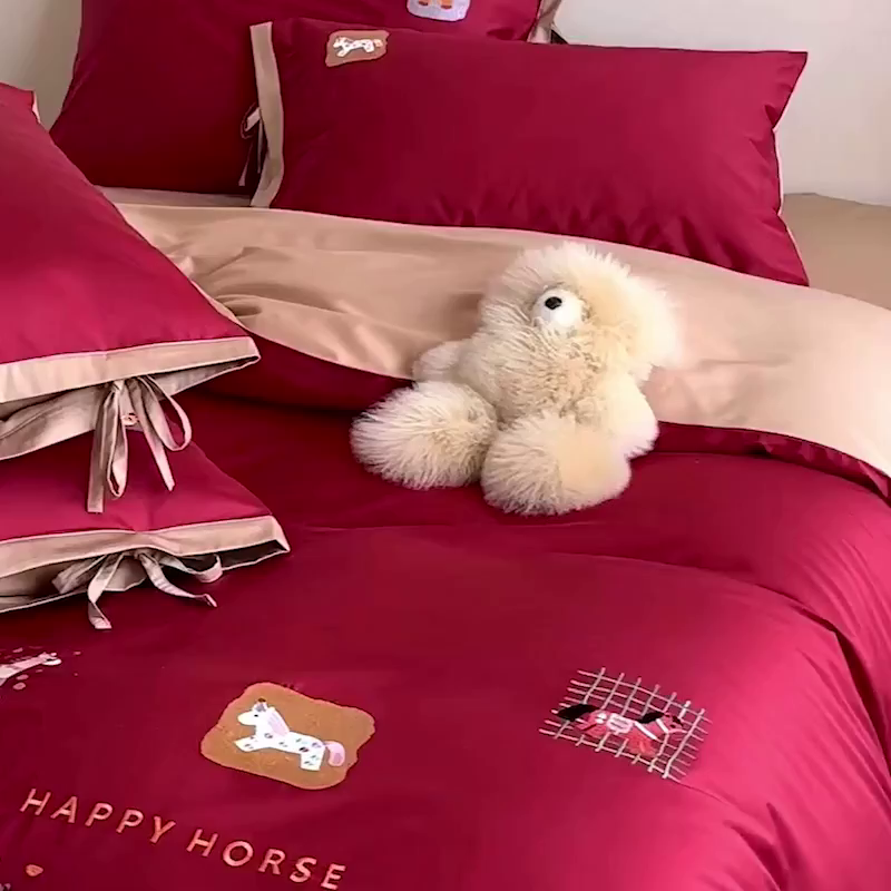 91家纺网 家纺一手货源 找家纺 （总）爱缦 2026新款小马奔腾系列100s全棉四件套（此款券后控价：小号238，标准298，大号318）