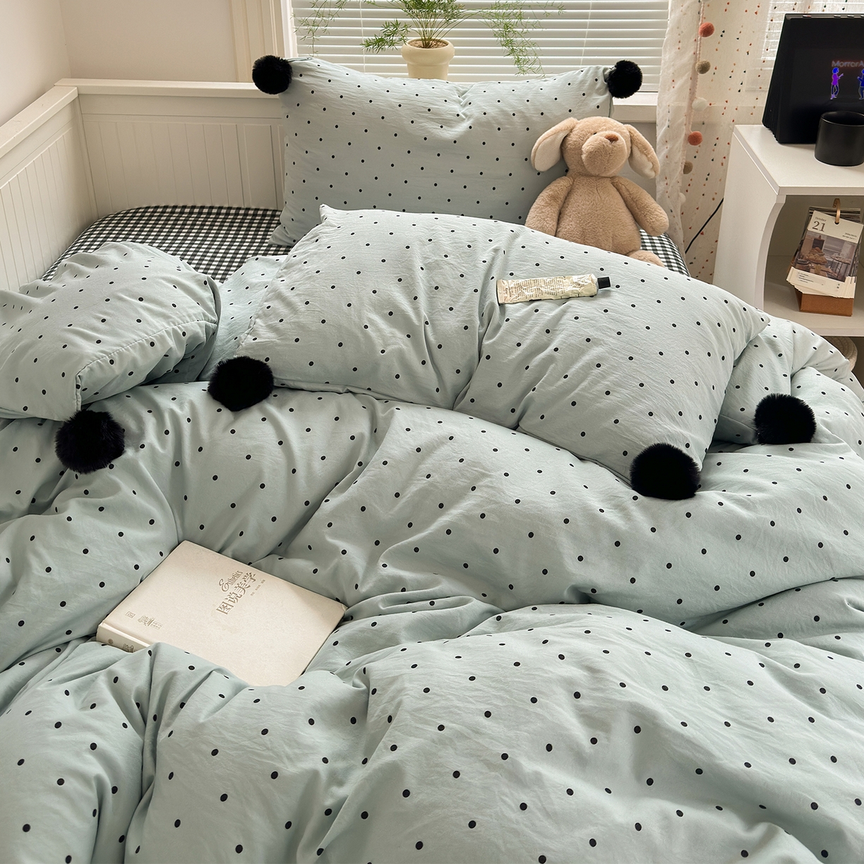 91家纺网 家纺一手货源 找家纺 （总）优选良品 2026新款混搭圆点啵啵毛球款四件套学生三件套-小红书推荐