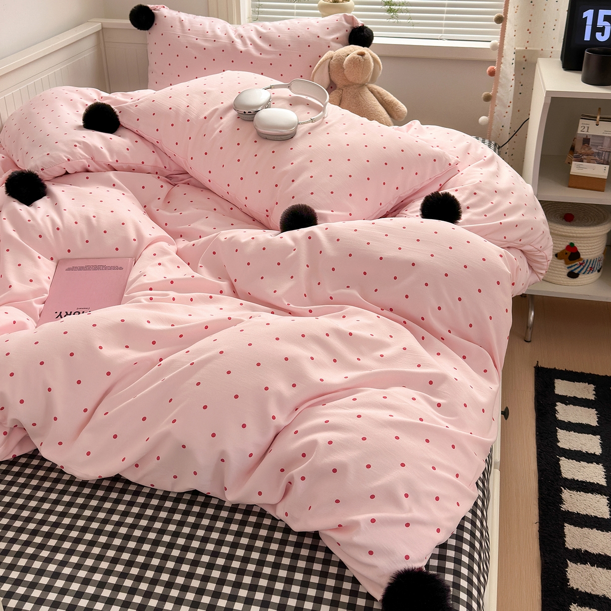 91家纺网 家纺一手货源 找家纺 优选良品 2026新款混搭圆点啵啵毛球款四件套学生三件套-小红书推荐 圆点啵啵-粉