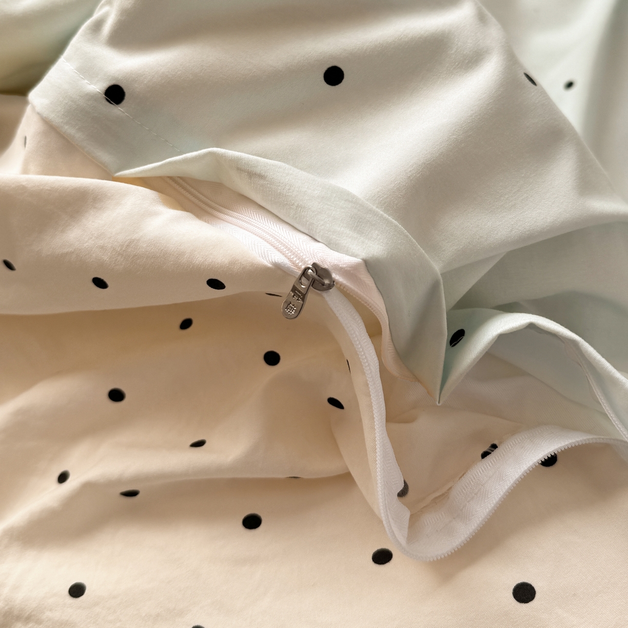 91家纺网 家纺一手货源 找家纺 （总）优选 2026新款小红书热款混搭风毛巾绣床上用品四件套韩版学生三件套【专版花型 盗版必究】