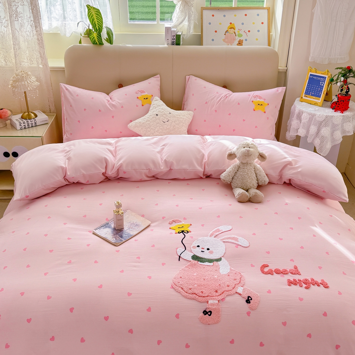 91家纺网 家纺一手货源 找家纺 优选 2026新款小红书热款混搭风毛巾绣床上用品四件套韩版学生三件套【专版花型 盗版必究】 萌萌兔