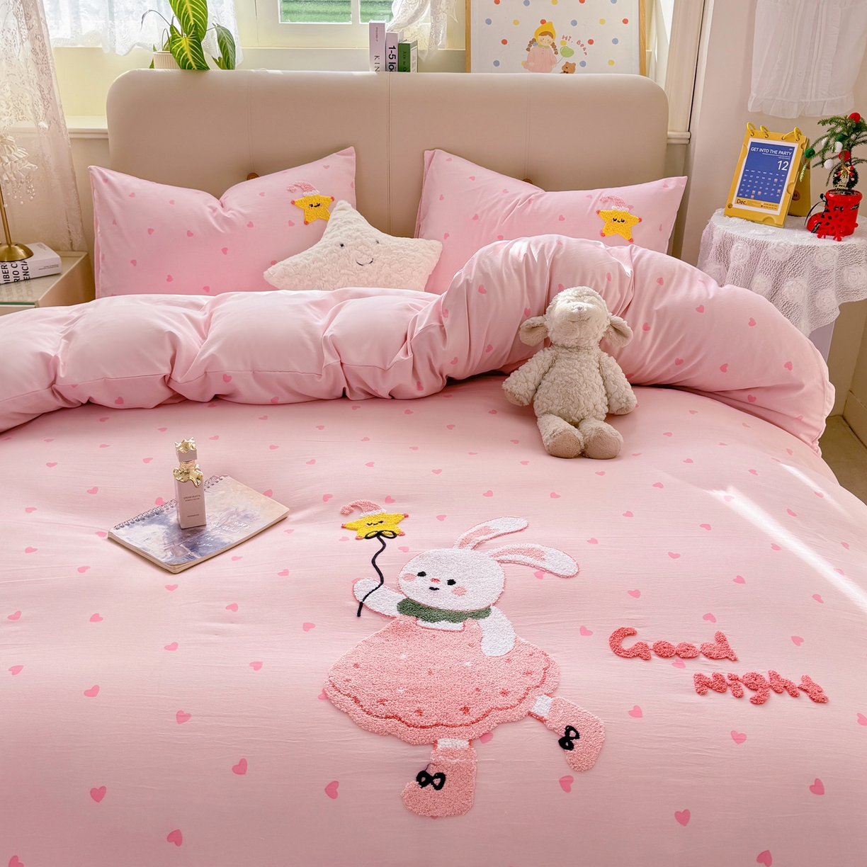 91家纺网 家纺一手货源 找家纺 优选 2026新款小红书热款混搭风毛巾绣床上用品四件套韩版学生三件套【专版花型 盗版必究】 萌萌兔