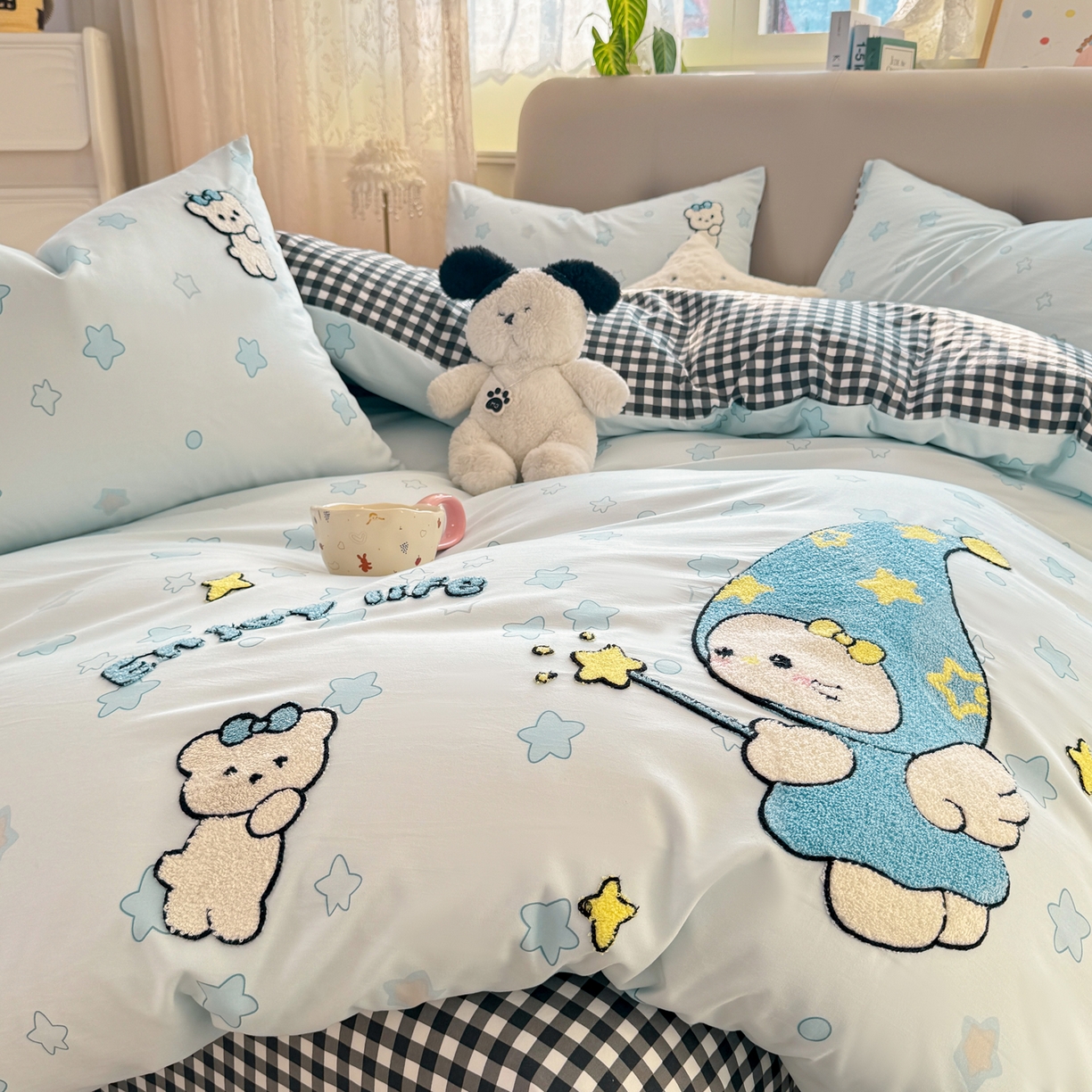 91家纺网 家纺一手货源 找家纺 优选 2026新款小红书热款混搭风毛巾绣床上用品四件套韩版学生三件套【专版花型 盗版必究】 星空缘