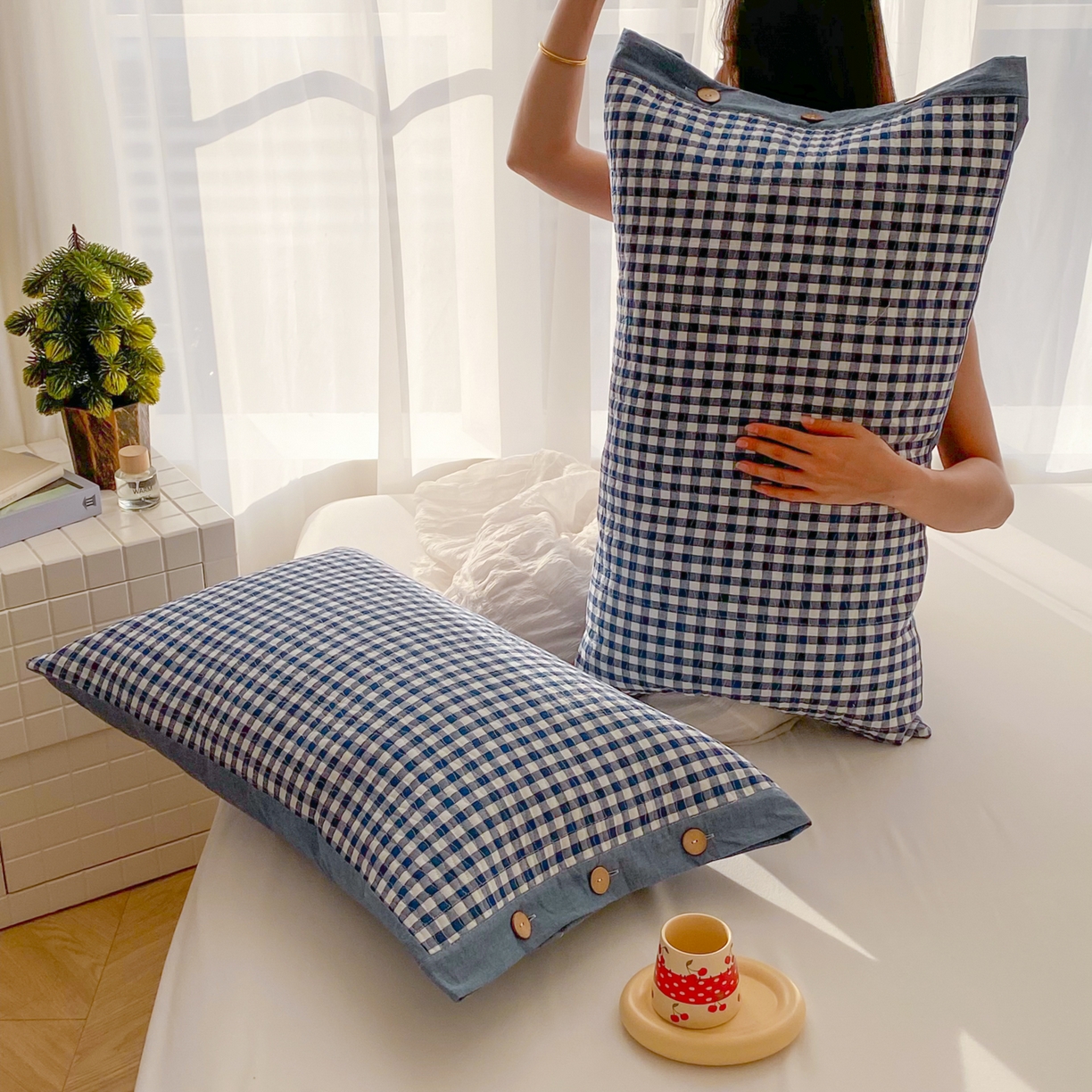 91家纺网 家纺一手货源 找家纺 美宜家 2026新款全棉水洗高密色织夹棉纺缝枕套高端全棉枕芯保护套 2.邂逅兰