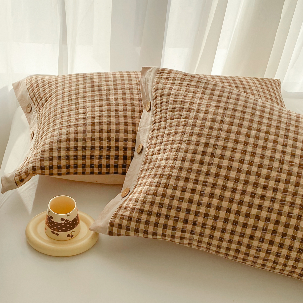 91家纺网 家纺一手货源 找家纺 美宜家 2026新款全棉水洗高密色织夹棉纺缝枕套高端全棉枕芯保护套 3.邂逅咖