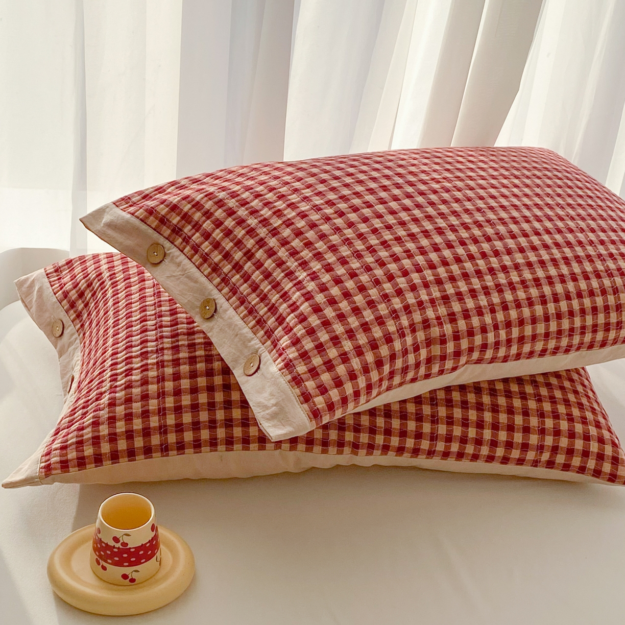 91家纺网 家纺一手货源 找家纺 美宜家 2026新款全棉水洗高密色织夹棉纺缝枕套高端全棉枕芯保护套 4.邂逅红