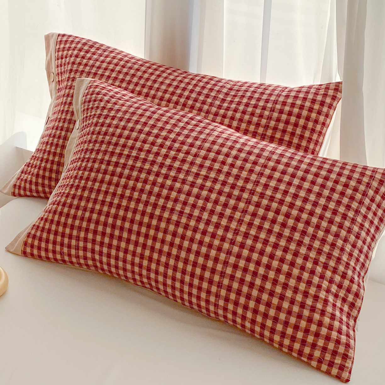 91家纺网 家纺一手货源 找家纺 美宜家 2026新款全棉水洗高密色织夹棉纺缝枕套高端全棉枕芯保护套 4.邂逅红