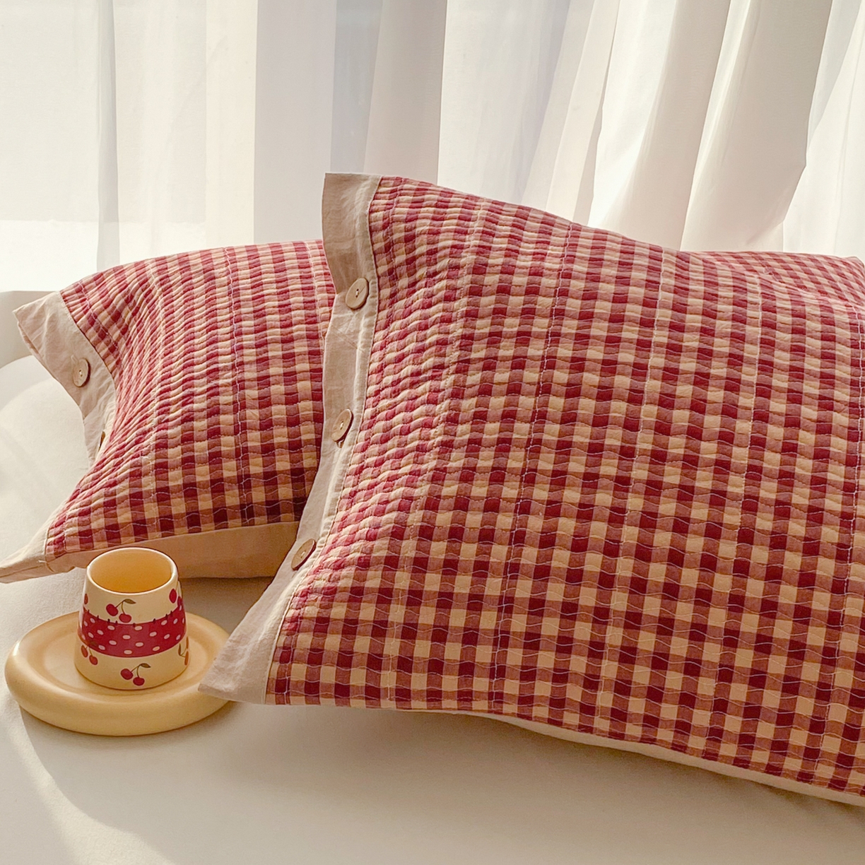 91家纺网 家纺一手货源 找家纺 美宜家 2026新款全棉水洗高密色织夹棉纺缝枕套高端全棉枕芯保护套 4.邂逅红