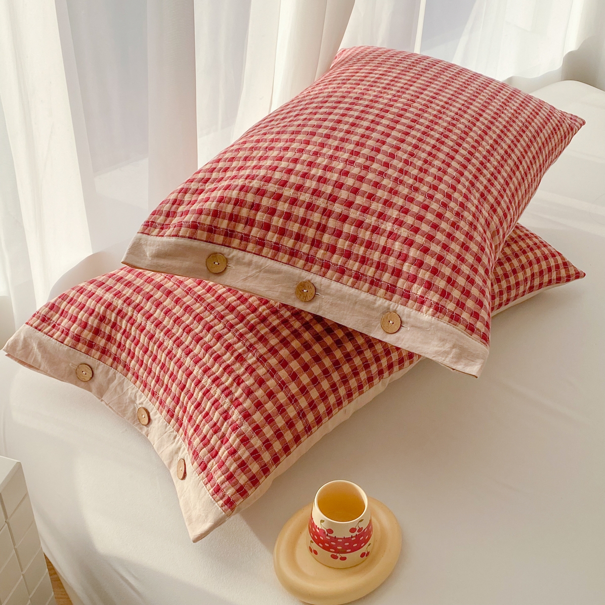 91家纺网 家纺一手货源 找家纺 美宜家 2026新款全棉水洗高密色织夹棉纺缝枕套高端全棉枕芯保护套 4.邂逅红