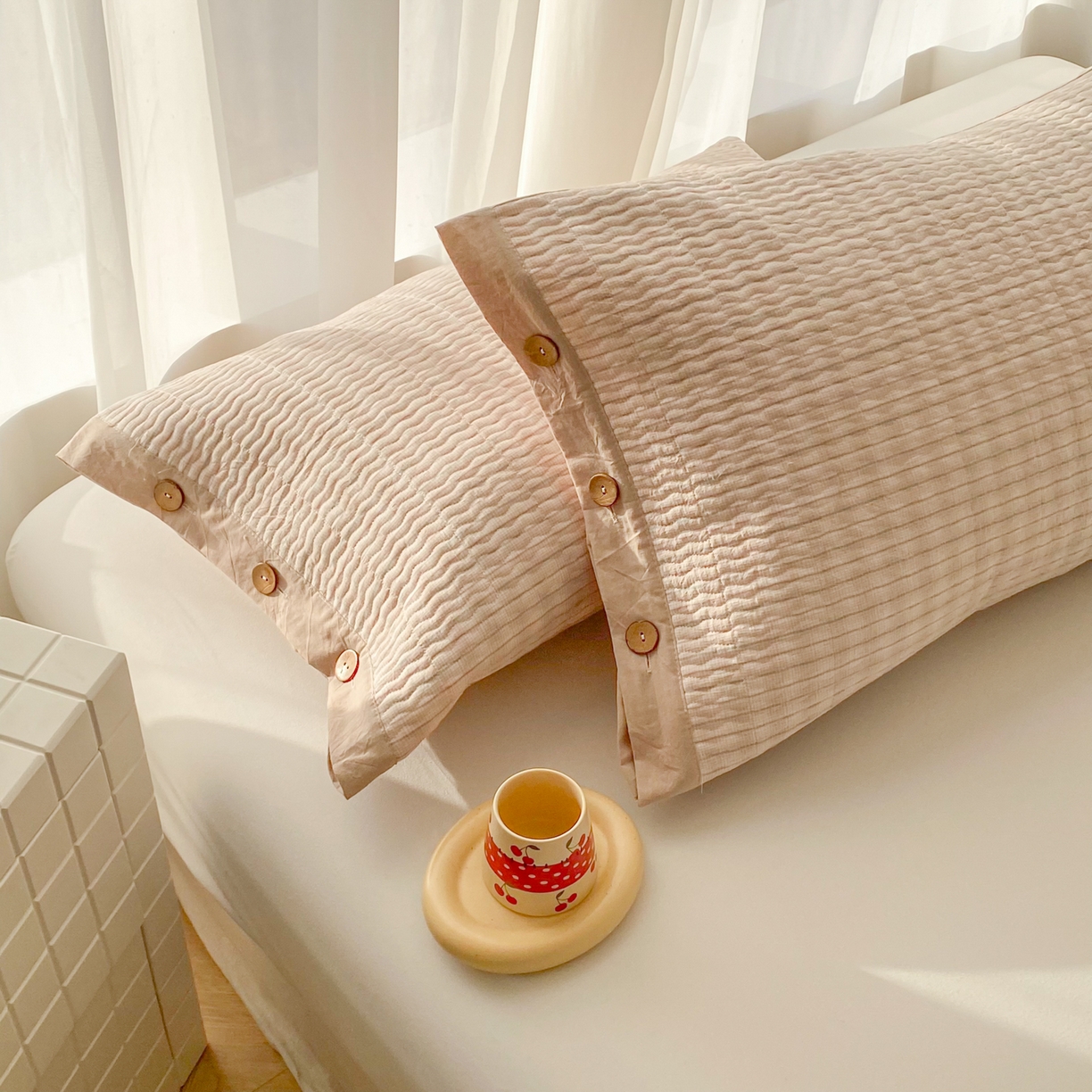 91家纺网 家纺一手货源 找家纺 美宜家 2026新款全棉水洗高密色织夹棉纺缝枕套高端全棉枕芯保护套 6.邂逅米