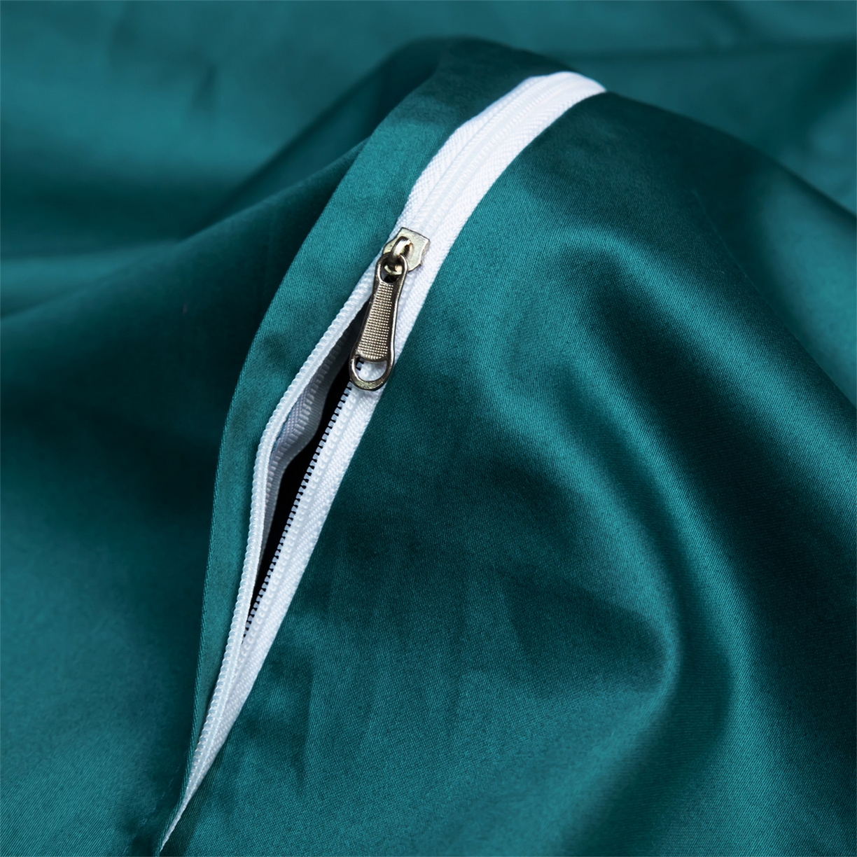 91家纺网 家纺一手货源 找家纺 OL家纺 2026新款高精密苏绣蕾丝四件套 金玉满堂-孔雀蓝