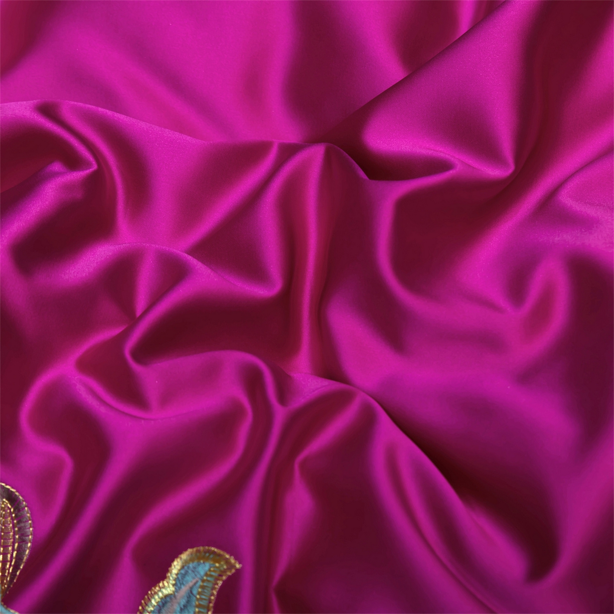 91家纺网 家纺一手货源 找家纺 OL家纺 2026新款高精密苏绣蕾丝四件套 金玉满堂-玫红