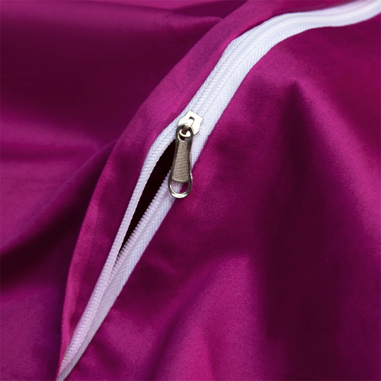 91家纺网 家纺一手货源 找家纺 OL家纺 2026新款高精密苏绣蕾丝四件套 金玉满堂-玫红