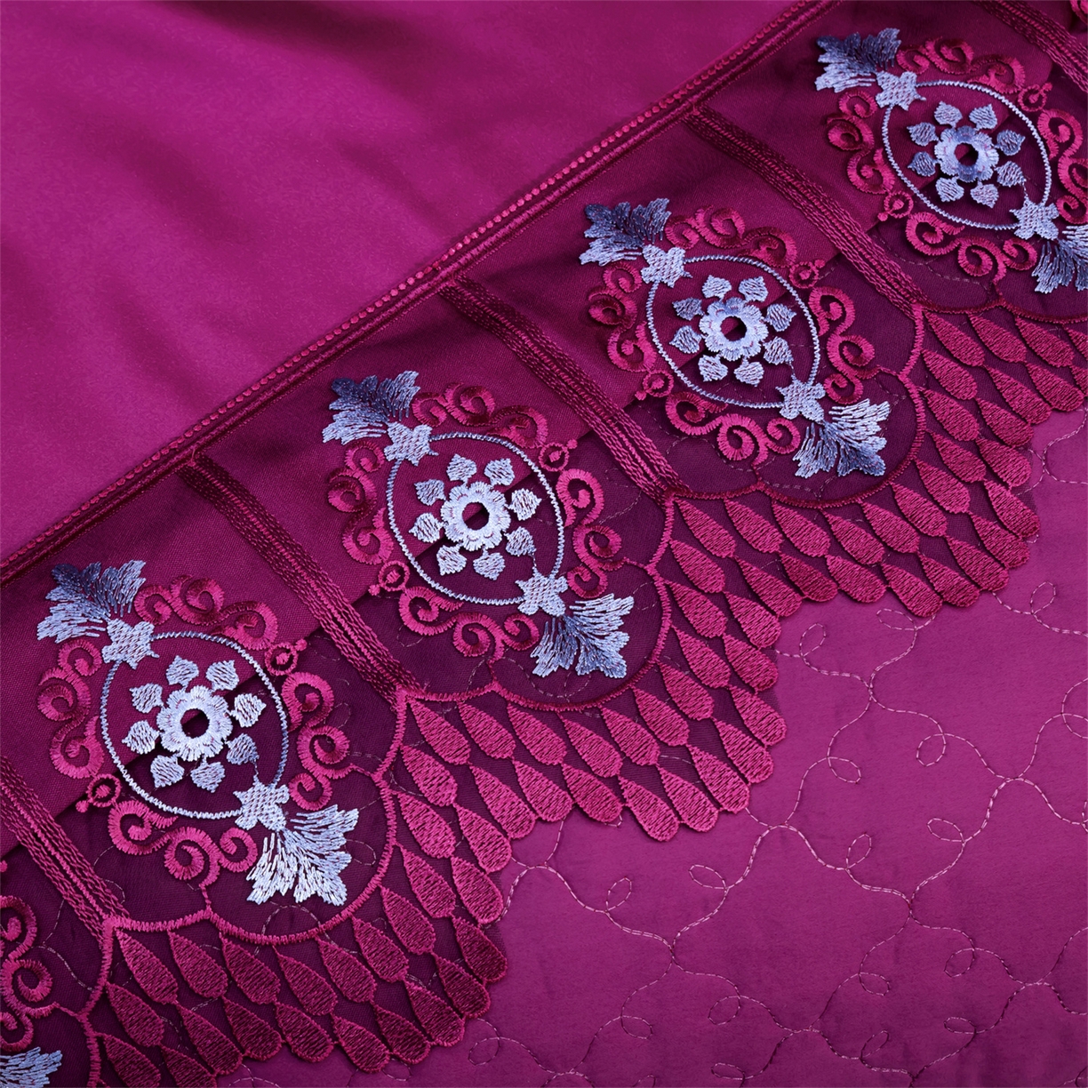 91家纺网 家纺一手货源 找家纺 OL家纺 2026新款高精密苏绣蕾丝四件套 金玉满堂-玫红